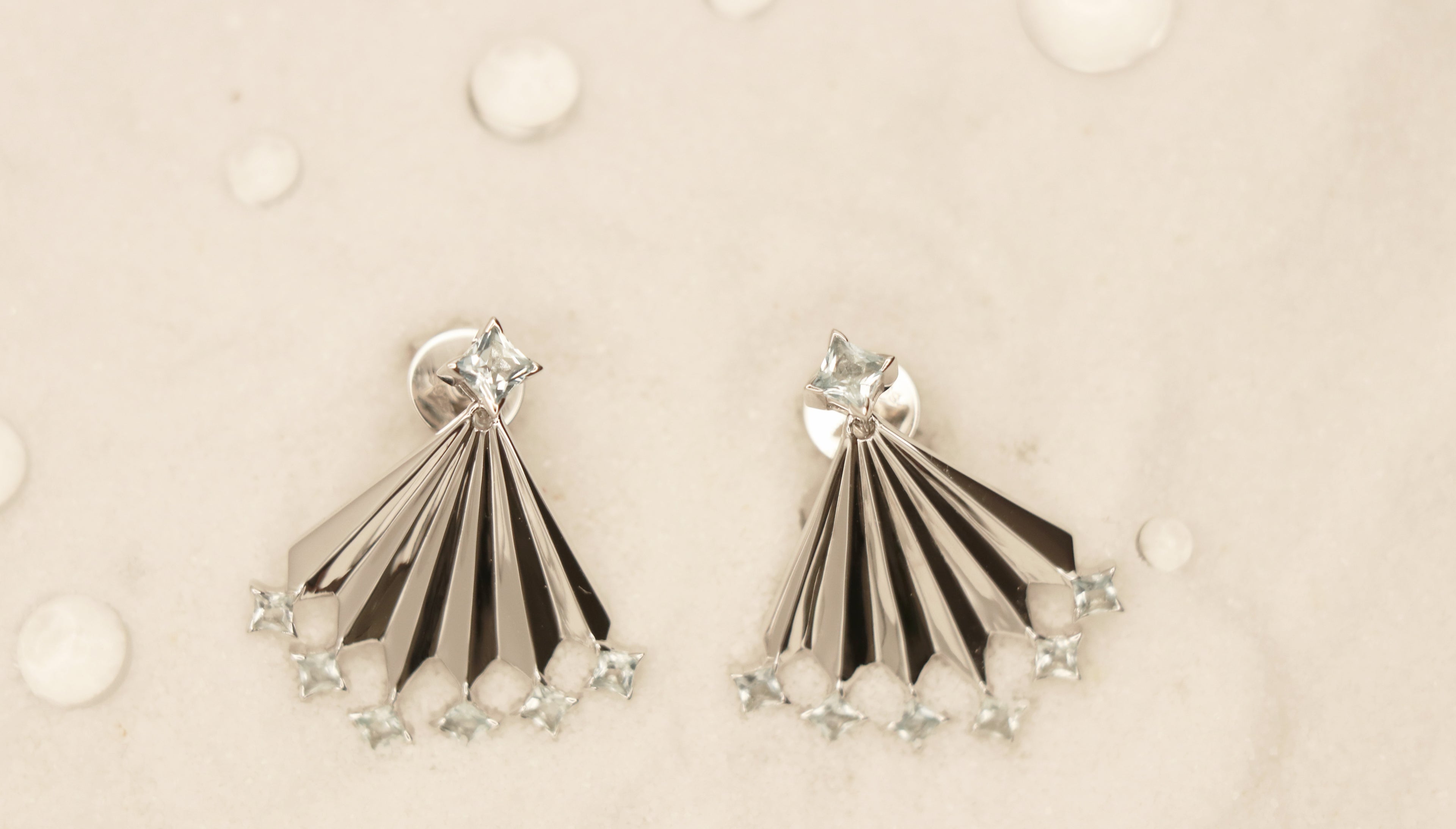 Shooting Star Earrings in Sterling Silver with Blue Beryl